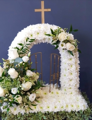 Gates of heaven white based