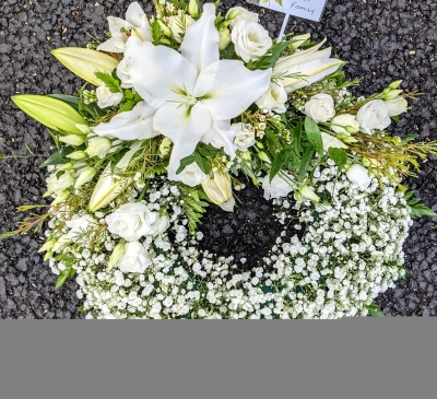 Gypsophila based wreath